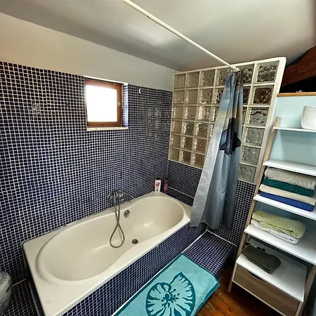 Maison Invitant Aux Voyages 20mn De La Holiday home
